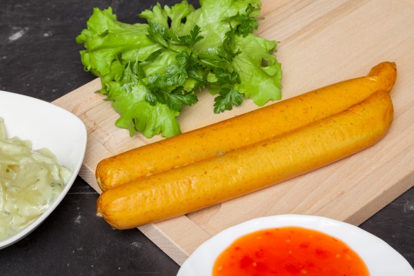 Geflügel Currywurst, 2 Stück, 100g